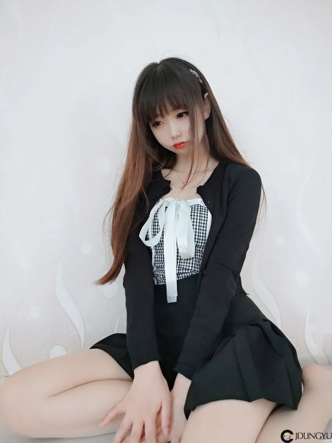 妹子絲襪都破了，好心疼??！插圖26