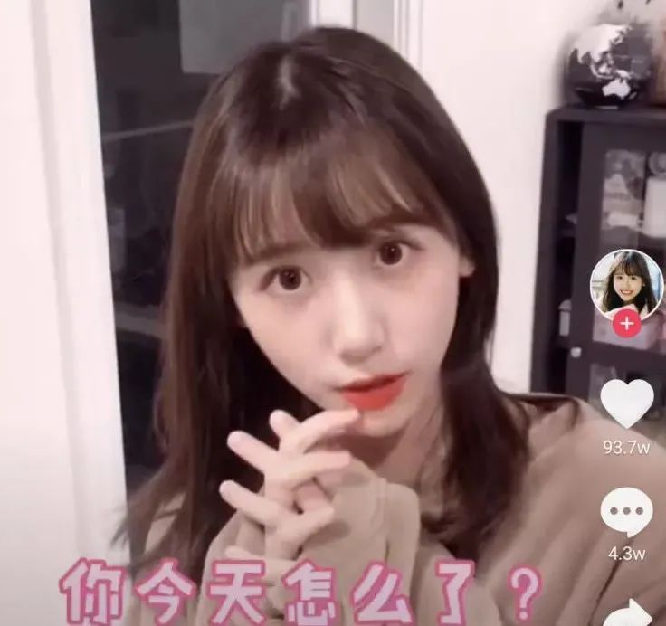 真-純欲天花板的藍(lán)衣戰(zhàn)神，一栗小莎子是怎么火的？插圖8