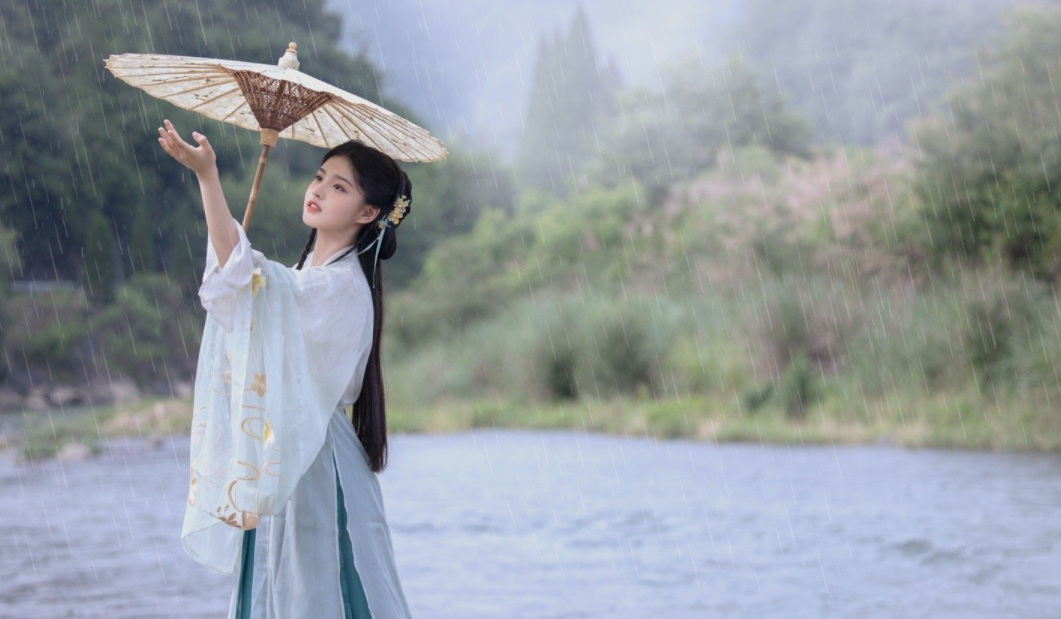 14歲童星拍國風(fēng)cos多絕 美成了神仙姐姐劉亦菲？插圖7