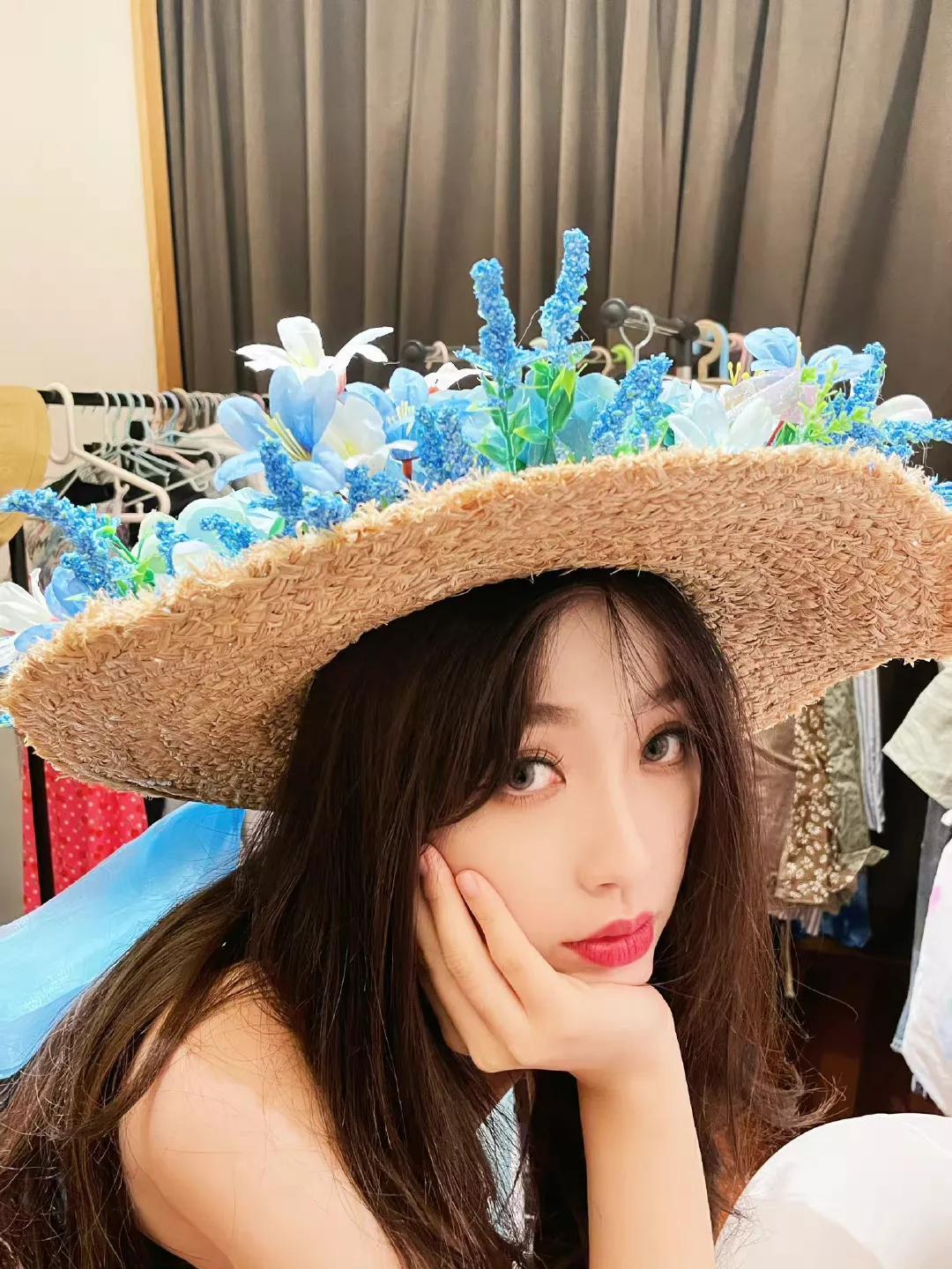 國(guó)內(nèi)地女演員、歌手 虞書欣美照欣賞插圖10